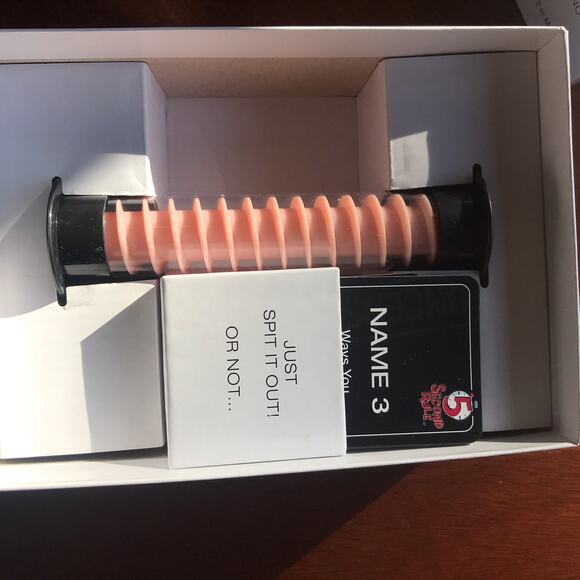 5 Second Rule Uncensored Card Game - Picture 5 of 5